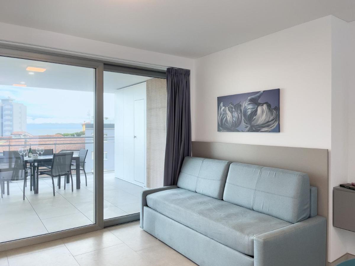 Nashira Apartments Линяно Сабиадоро Екстериор снимка