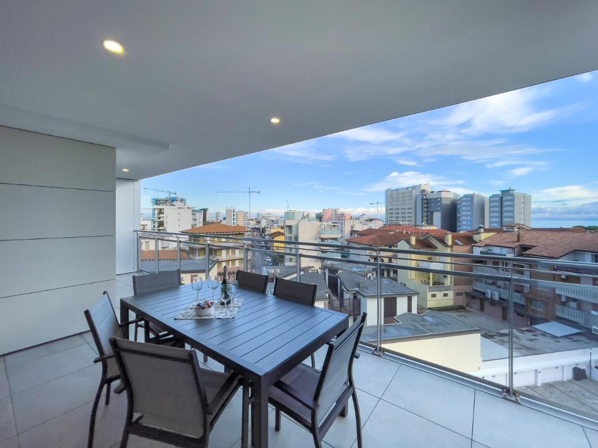 Nashira Apartments Линяно Сабиадоро Екстериор снимка